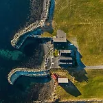 Seahouse With Shoreline In Kalvag * Froya (Vestland)